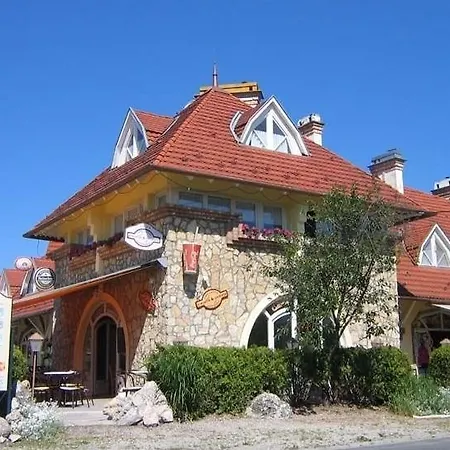 Διαμέρισμα Lilla Apartman